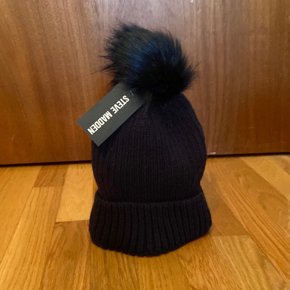 Steve Madden Faux Fur Pom Beanie